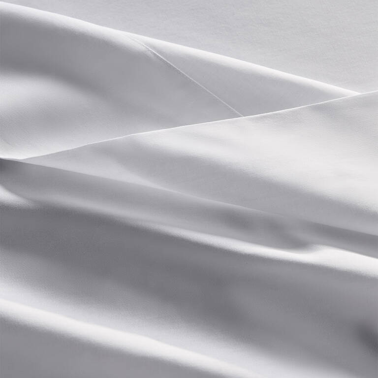 Closeup details of Marriott Bonvoy Boutiques white tencel sheet